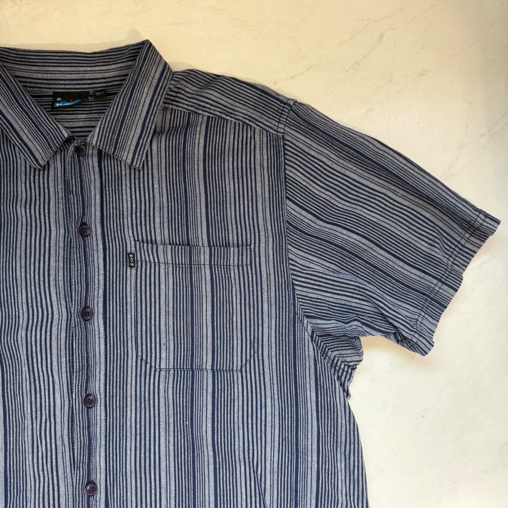 Kavu Men's XL Navy Blue White Striped Short Sleeve Button Up Shirt Travel Hiking - Picture 3 of 5
